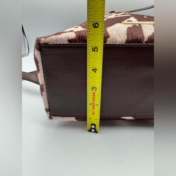 House of Harlow 1960 Brown and Cream Cow Print Shoulder Bag - Picture 9 of 11